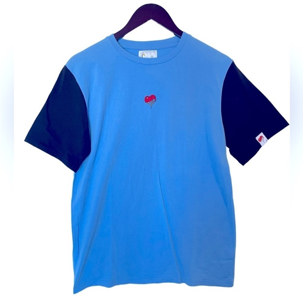 Ibis Brand Embroidered Heart Logo T-Shirt Top Size M